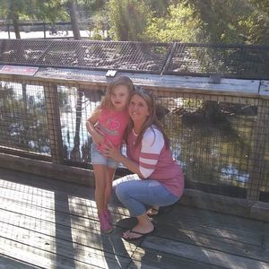 Meet your Posher, Crystal